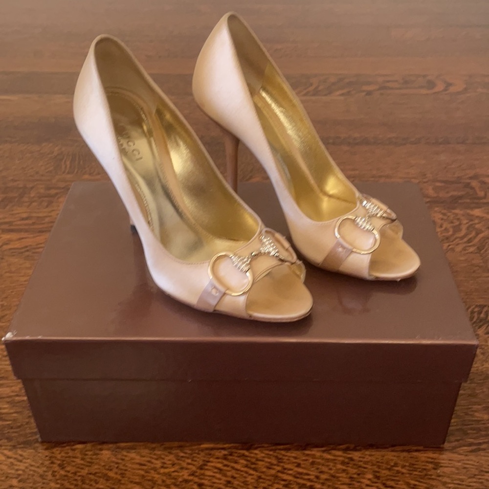 Gucci Satin Horsebit Pumps - Picture 5 of 6